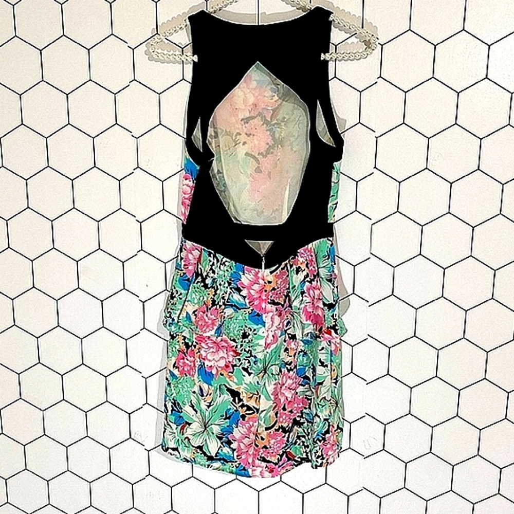 New-Beautiful Yumi Kim Floral & Black Silk XS Peplum Sleeveless Open Back - Picture 5 of 7